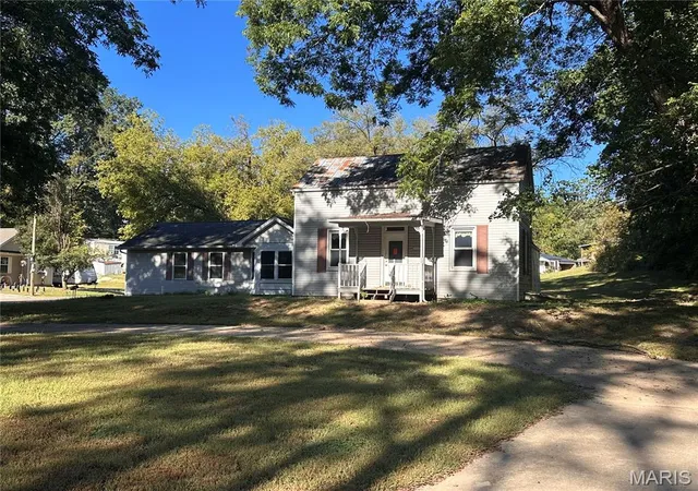 Photo 1 of Single family home for sale at 1001 Olive St, New Haven, MO 63068 | MLS# MIS26065842 | Listing updated on 2026-10-14