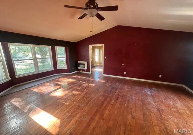 Photo 3 of Single family home for sale at 1001 Olive St, New Haven, MO 63068 | MLS# MIS26065842 | Listing updated on 2026-10-14