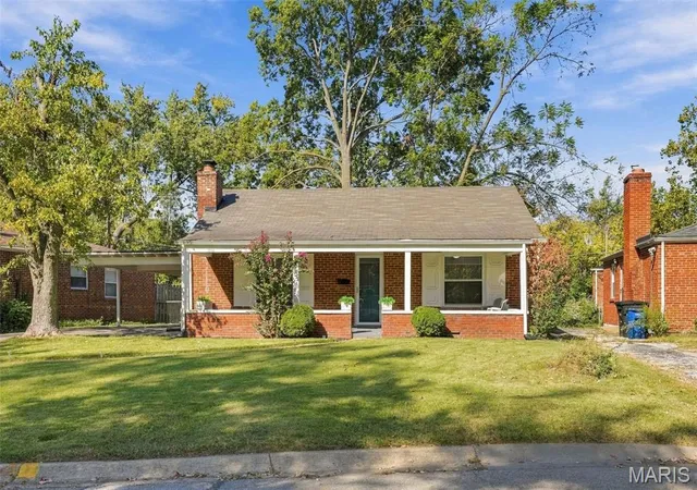 Photo 1 of Single family home for sale at 1063 Raisher Dr, Saint Louis, MO 63130 | MLS# MIS26065855 | Listing updated on 2026-10-21