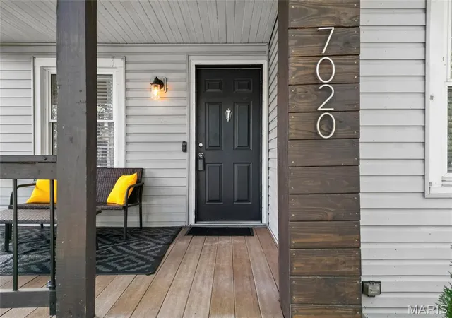 Photo 3 of Single family home for sale at 7020 Sutherland Ave, Saint Louis, MO 63109 | MLS# MIS26065872 | Listing updated on 2026-10-19