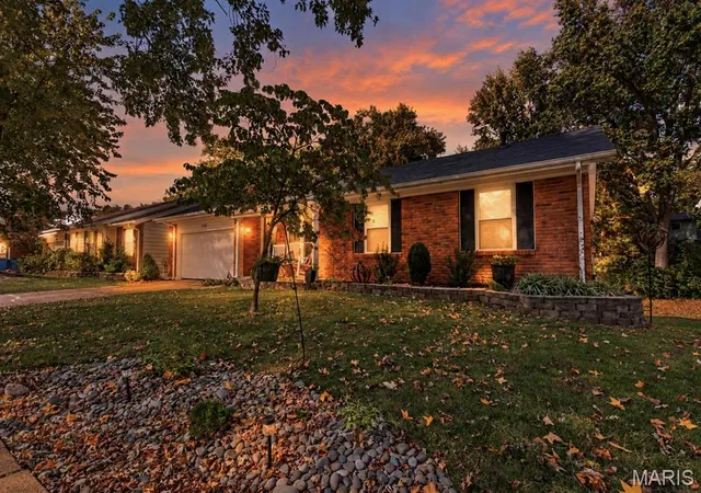 Photo 4 of Single family home for sale at 1219 Dorne Dr, Manchester, MO 63021 | MLS# MIS26065880 | Listing updated on 2026-10-26