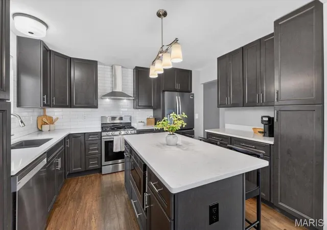 Photo 2 of Single family home for sale at 337 Atrium Ridge Ct, Saint Peters, MO 63304 | MLS# MIS26065883 | Listing updated on 2026-10-30