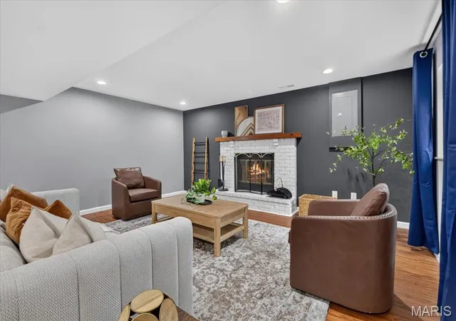 Photo 3 of Single family home for sale at 337 Atrium Ridge Ct, Saint Peters, MO 63304 | MLS# MIS26065883 | Listing updated on 2026-10-30