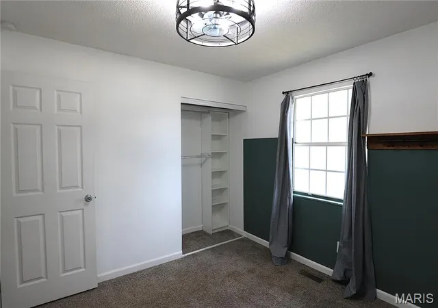 Photo 4 of Single family home for sale at 626 Edward St, Farmington, MO 63640 | MLS# MIS26065884 | Listing updated on 2026-10-16