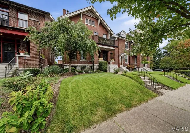 Photo 3 of Sale Pending at 3120 Providence Pl, Saint Louis, MO 63111 | MLS# MIS26065885 | Listing updated on 2026-10-19