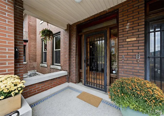 Photo 4 of Sale Pending at 3120 Providence Pl, Saint Louis, MO 63111 | MLS# MIS26065885 | Listing updated on 2026-10-19