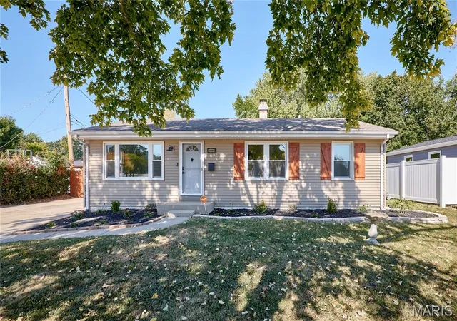 Single family home for sale at 209 N Duchesne Dr, Saint Charles, MO 63301 | MLS# MIS26065911