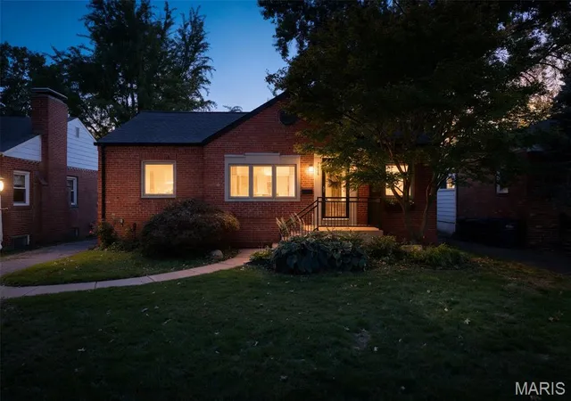Single family home for sale at 7808 Garden Ave, Saint Louis, MO 63119 | MLS# MIS26065915