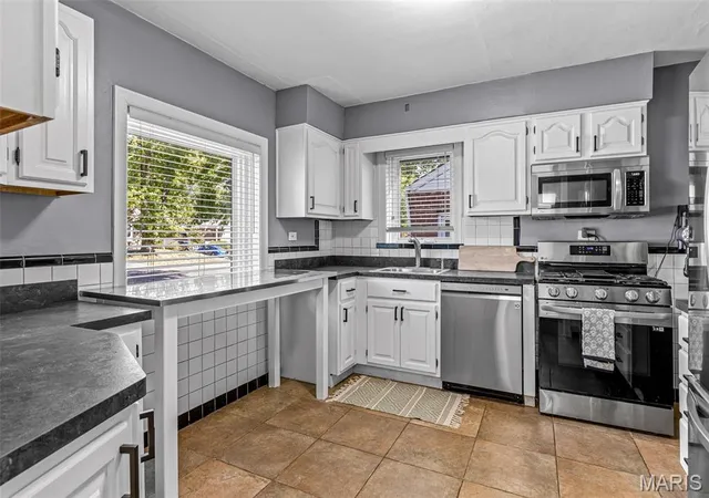 Photo 3 of Single family home for sale at 7808 Garden Ave, Saint Louis, MO 63119 | MLS# MIS26065915 | Listing updated on 2026-10-22