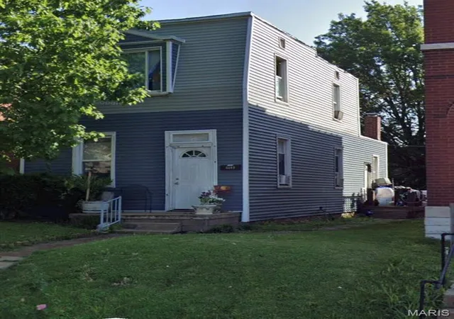 Photo 1 of Single family home for sale at 4245 Meramec St, Saint Louis, MO 63116 | MLS# MIS26065928 | Listing updated on 2026-10-15