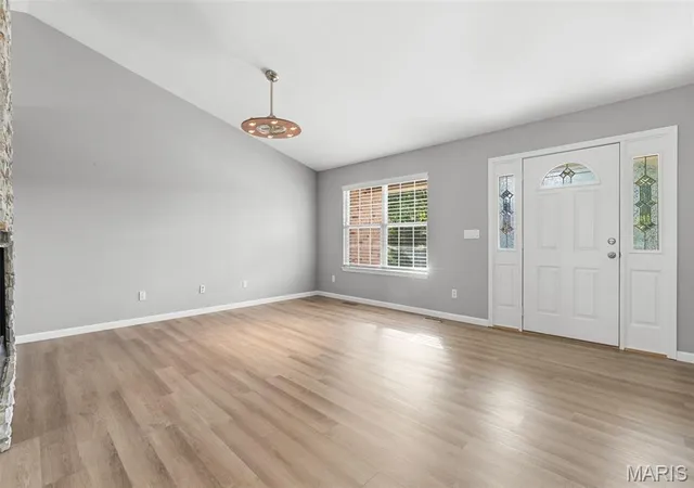 Photo 4 of Single family home for sale at 437 Cherie Ct, Washington, MO 63090 | MLS# MIS26065930 | Listing updated on 2026-10-20
