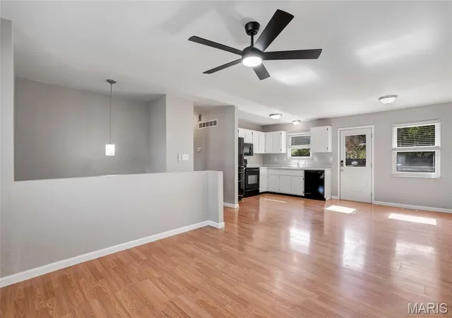 Photo 4 of Single family home for sale at 234 Stillbrook Ests Dr, Fenton, MO 63026 | MLS# MIS26065938 | Listing updated on 2026-10-19
