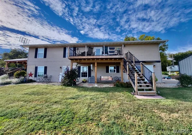 Photo 2 of Single family home for sale at 1200 W Old National Trl, Greenville, IL 62246 | MLS# MIS26065957 | Listing updated on 2026-10-19