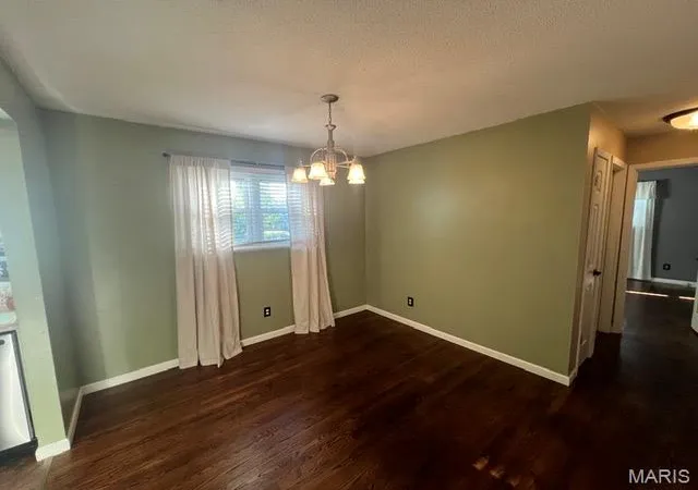 Photo 3 of Single family home for sale at 220 Berry Dr, Gray Summit, MO 63039 | MLS# MIS26065964 | Listing updated on 2026-10-15