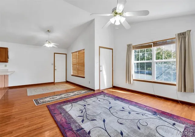 Photo 3 of Single family home for sale at 3 Meadow View Dr, Union, MO 63084 | MLS# MIS26065968 | Listing updated on 2026-10-14