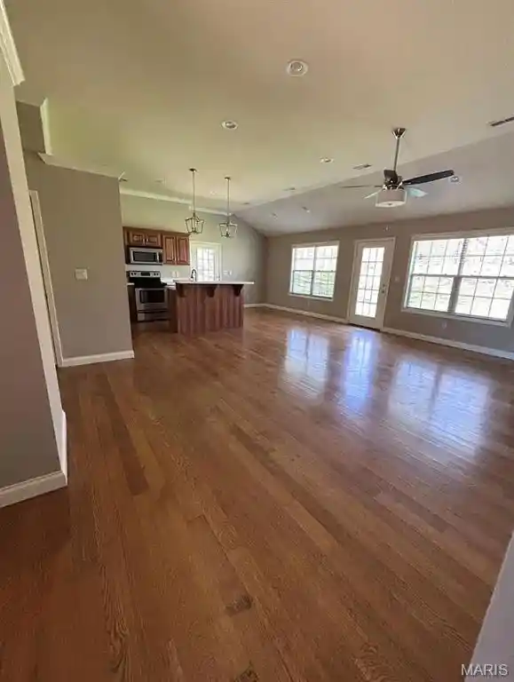 Listing Photo 2 - Condo for sale in 176/190 Stepping Stone Wy located at 176/190 Stepping Stone Wy, Cape Girardeau, MO 63701 - Unit 176/190 Stepping Stone Way