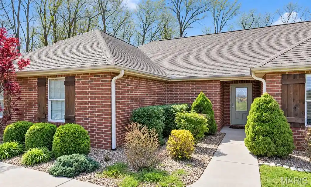 Listing Photo 6 - Condo for sale in 176/190 Stepping Stone Wy located at 176/190 Stepping Stone Wy, Cape Girardeau, MO 63701 - Unit 176/190 Stepping Stone Way