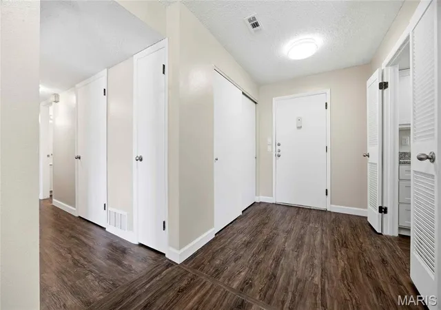 Photo 3 of Condo for sale at 14471 Bantry Ln #15, Chesterfield, MO 63017 | MLS# MIS26065977 | Listing updated on 2026-10-16