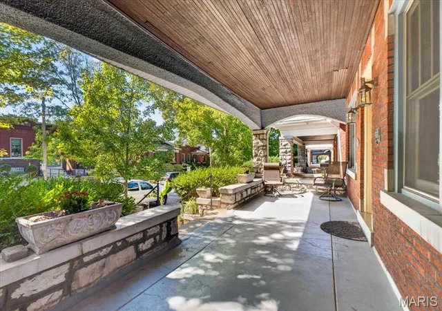 Photo 3 of Single family home for sale at 5209 Finkman St, Saint Louis, MO 63109 | MLS# MIS26065997 | Listing updated on 2026-10-19