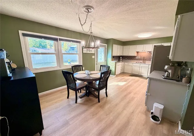 Photo 2 of Single family home for sale at 1016 E College Ave, Greenville, IL 62246 | MLS# MIS26065998 | Listing updated on 2026-10-13