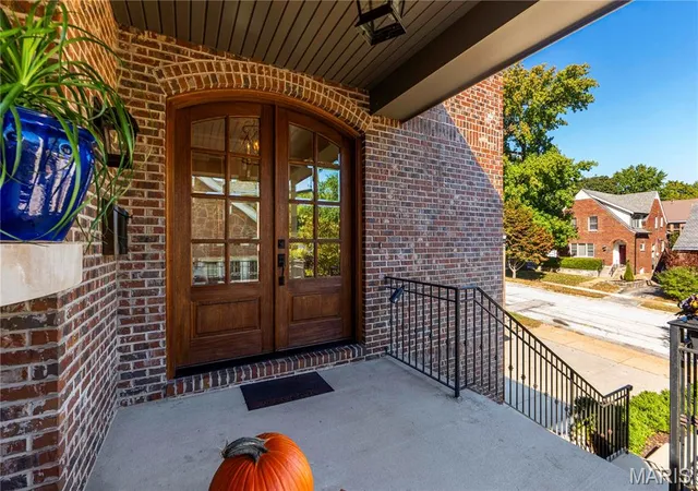 Photo 2 of Single family home for sale at 7454 Washington Ave, Saint Louis, MO 63130 | MLS# MIS26066038 | Listing updated on 2026-10-26