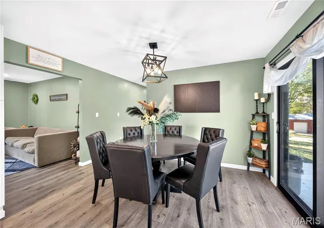 Photo 2 of Single family home for sale at 213 Flora St, Iberia, MO 65486 | MLS# MIS26066039 | Listing updated on 2026-10-28