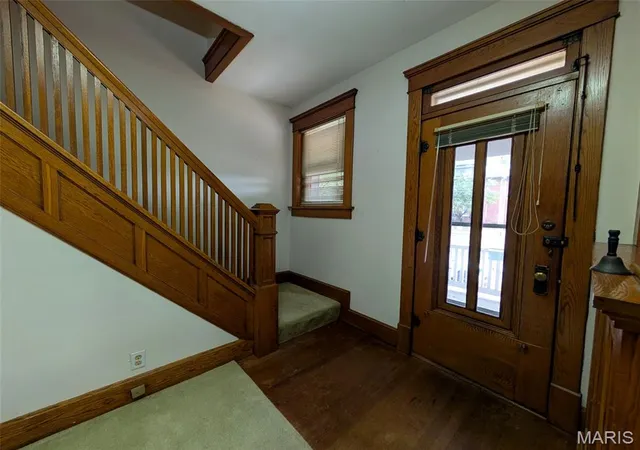 Photo 4 of Single family home for sale at 612 Langdon St, Alton, IL 62002 | MLS# MIS26066045 | Listing updated on 2026-10-22