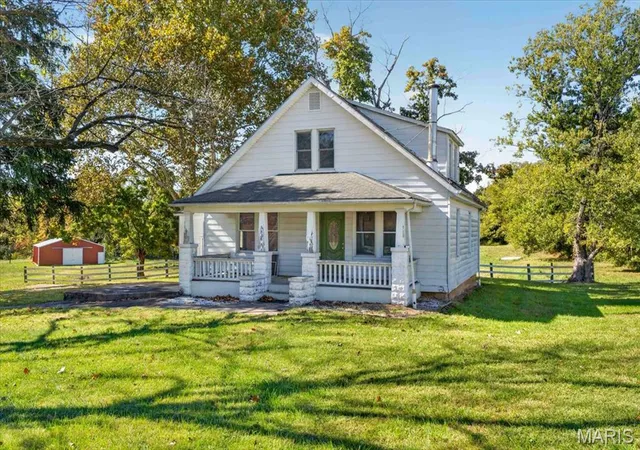Photo 2 of Single family home for sale at 8329 Andy Rd, Waterloo, IL 62298 | MLS# MIS26066075 | Listing updated on 2026-10-20
