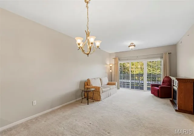Listing Photo 4 - Condo for sale in building located at 1507 S Old Hwy 94, St. Charles, MO 63303 - Unit #204