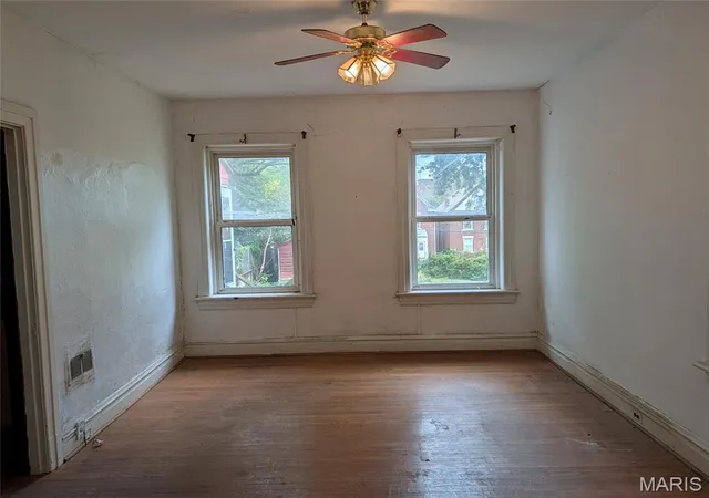 Photo 4 of Single family home for sale at 5065 Cote Brilliante Ave, Saint Louis, MO 63113 | MLS# MIS26066095 | Listing updated on 2026-10-17