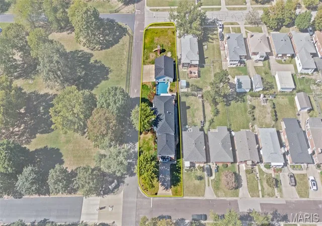Photo 4 of Single family home for sale at 5029 Glennon Dr, Saint Louis, MO 63119 | MLS# MIS26066100 | Listing updated on 2026-10-21