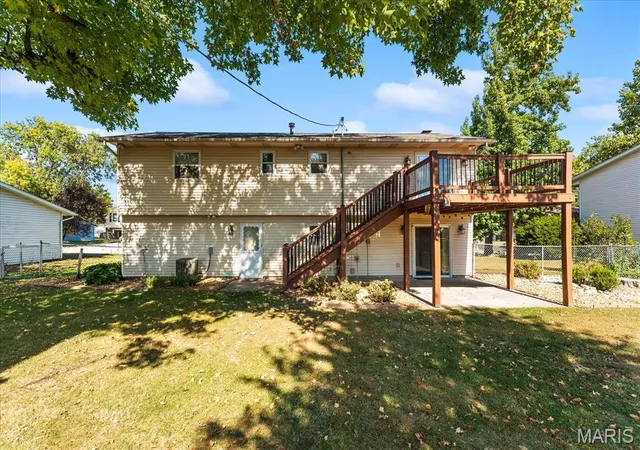 Photo 4 of Single family home for sale at 112 Toulon Ct, Fairview Heights, IL 62208 | MLS# MIS26066102 | Listing updated on 2026-10-22