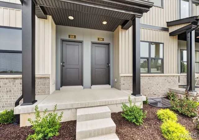 Photo 1 of Townhouse for sale at 106 Cottle Crk Way, Saint Charles, MO 63304 | MLS# MIS26066113 | Listing updated on 2026-10-14