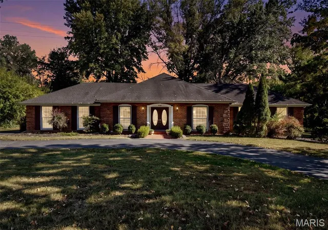 Photo 1 of Single family home for sale at 474 Hammermill Dr, Saint Louis, MO 63141 | MLS# MIS26066115 | Listing updated on 2026-10-23