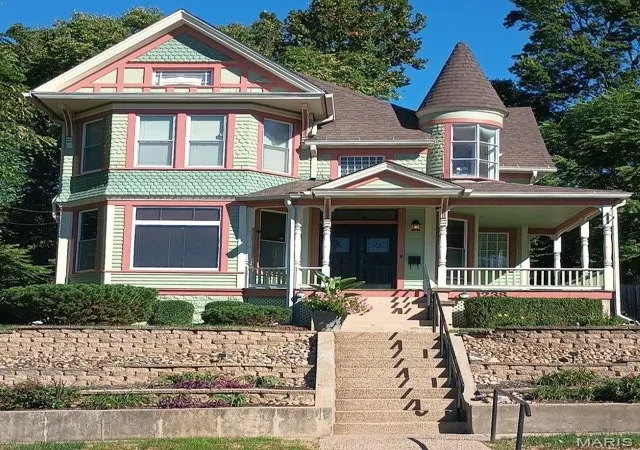 Photo 2 of Single family home for sale at 1238 Bird St, Hannibal, MO 63401 | MLS# MIS26066120 | Listing updated on 2026-10-14