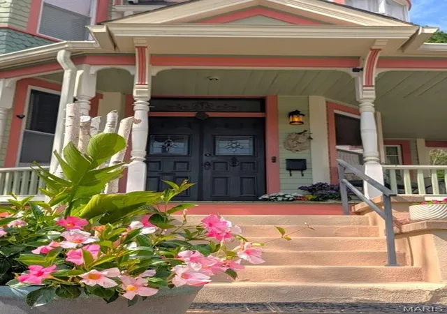 Photo 3 of Single family home for sale at 1238 Bird St, Hannibal, MO 63401 | MLS# MIS26066120 | Listing updated on 2026-10-14