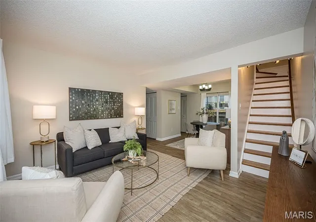 Photo 1 of Townhouse for sale at 1435 Oriole Pl, Saint Louis, MO 63144 | MLS# MIS26066127 | Listing updated on 2026-10-20