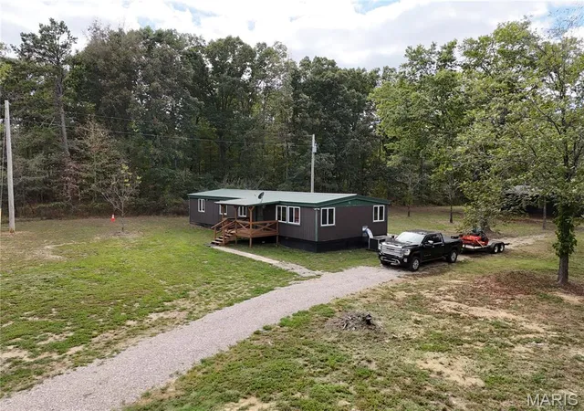 Photo 3 of Manufactured home for sale at 11369 State Hwy 21, Doniphan, MO 63935 | MLS# MIS26066137 | Listing updated on 2026-10-21