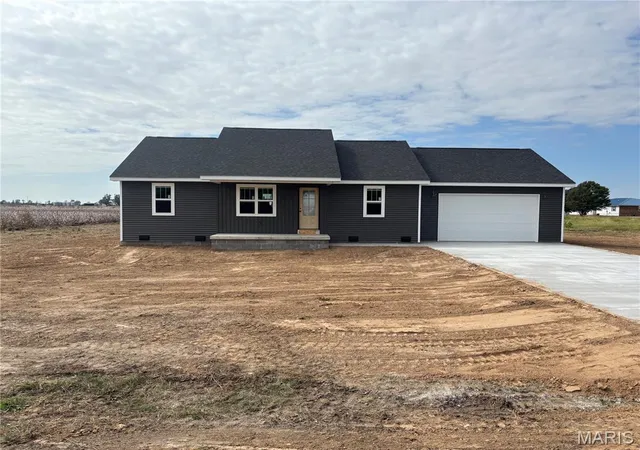 Photo 1 of Single family home for sale at 29 Byrd Dr, Sikeston, MO 63801 | MLS# MIS26066143 | Listing updated on 2026-10-15