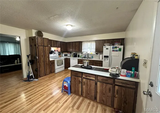 Photo 3 of Single family home for sale at 403 E Dent St, Ironton, MO 63650 | MLS# MIS26066153 | Listing updated on 2026-10-20