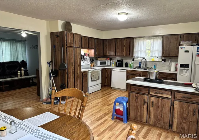 Photo 4 of Single family home for sale at 403 E Dent St, Ironton, MO 63650 | MLS# MIS26066153 | Listing updated on 2026-10-20