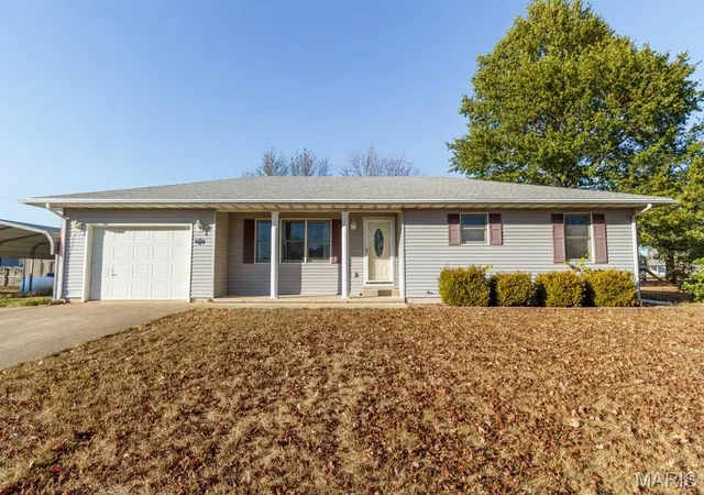 Single family home for sale at 1123 Howard Dr, Lebanon, MO 65536 | MLS# MIS26066168