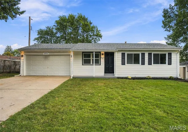 Single family home for sale at 4904 Plum Tree Ln, Hazelwood, MO 63042 | MLS# MIS26066169