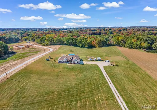 Photo 2 of Single family home for sale at 3637 G Rd, Fults, IL 62244 | MLS# MIS26066170 | Listing updated on 2026-10-27