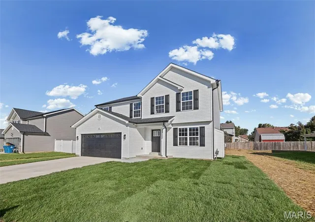 Photo 3 of Single family home for sale at 397 Nicole Dr, Caseyville, IL 62232 | MLS# MIS26066181 | Listing updated on 2026-10-23