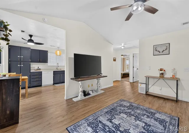 Photo 3 of Condo for sale at 521 Starwood Dr #4, Saint Peters, MO 63376 | MLS# MIS26066191 | Listing updated on 2026-10-16