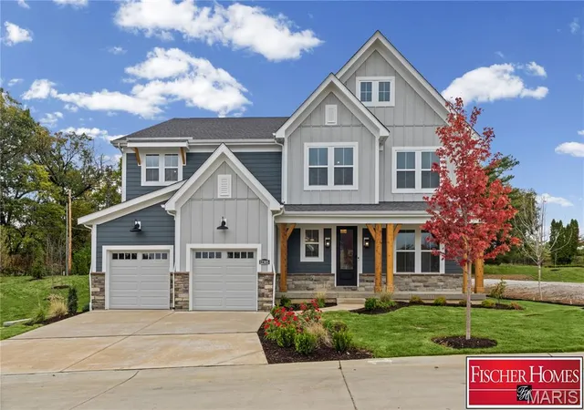 Photo 2 of Single family home for sale at 12305 Wildlife Trl, Town And Country, MO 63141 | MLS# MIS26066227 | Listing updated on 2026-10-28
