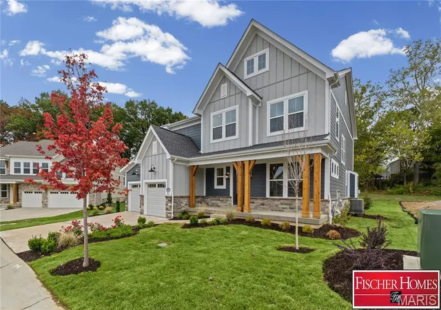 Photo 3 of Single family home for sale at 12305 Wildlife Trl, Town And Country, MO 63141 | MLS# MIS26066227 | Listing updated on 2026-10-28