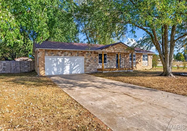 Photo 1 of Single family home for sale at 2096 Highland St, Lebanon, MO 65536 | MLS# MIS26066233 | Listing updated on 2026-10-17