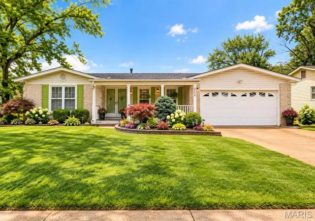 Photo 1 of Single family home for sale at 2130 Bienville Dr, Florissant, MO 63031 | MLS# MIS26066241 | Listing updated on 2026-10-26